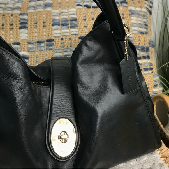 COACH MADISON CARLYLE SMOOTH LEATHER SHOULDER BAG - Picture 4 of 11